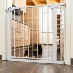 Barrera Blanca TIAKI Con 7 Cm De Extensión Para Perros -Mascota Tienda 334597 tiaki dog gate white fg 8184 1