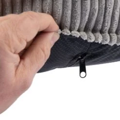 TIAKI Cojín De Peluche Conner Para Mascotas -Mascota Tienda 343497 kuschelkissen conner fg 8272 5